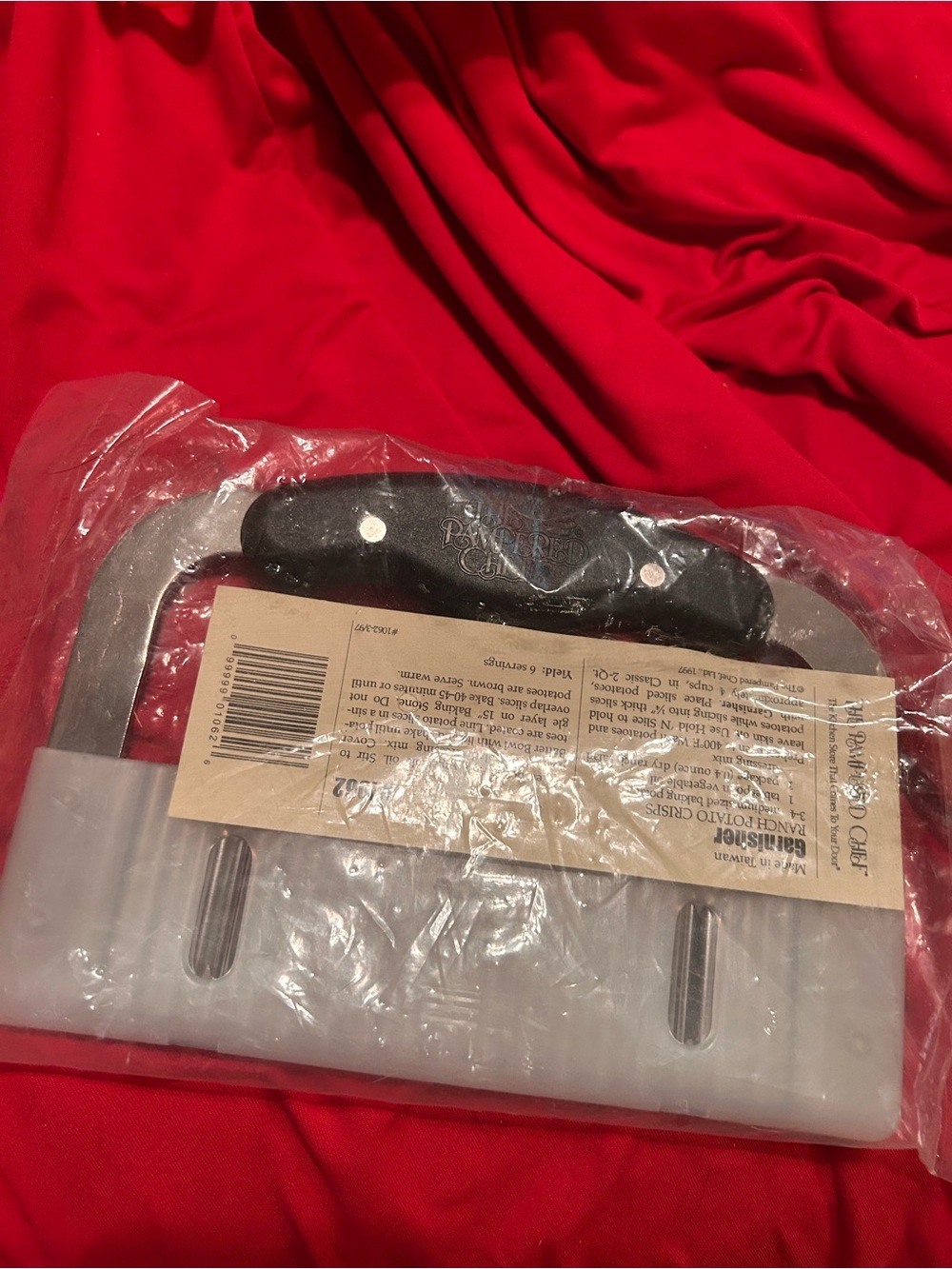 The Pampered Chef Black and Clear Dual-Handle Garnisher # 1062